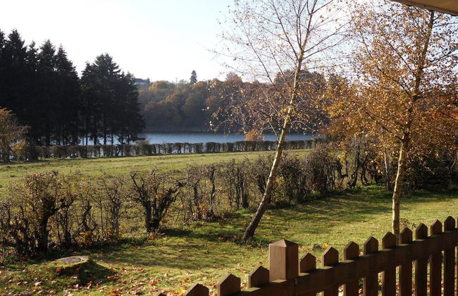 Detached Chalet With Views of the Lake of Butgenbach in the Middle of Nature - Foto 24