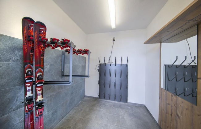 Affluent Chalet in Neukirchen near Wildkogel Ski Arena - Photo 34