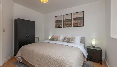 3-Bed Serviced Apt near M62, Leeds - Ideal for Up to 6 Guests - Long Stay Options - Free Parking and Wifi - Foto 2