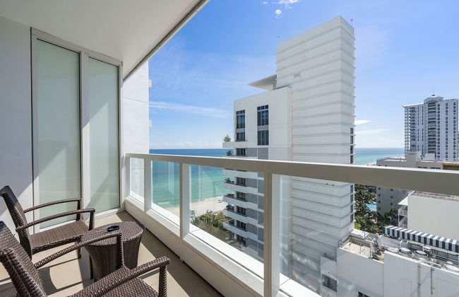 Studio At Sorrento S- Fontainebleau Miami Beach 1 Bedroom Home by RedAwning - Foto 1