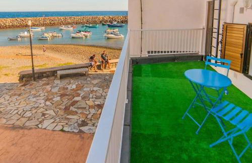 House - Sleeps 2 - Parking - Patio - Foto 3