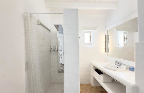 Eagles' Nest Mykonos Suites & Apartments with Heated Pool & Jacuzzis - Foto 66