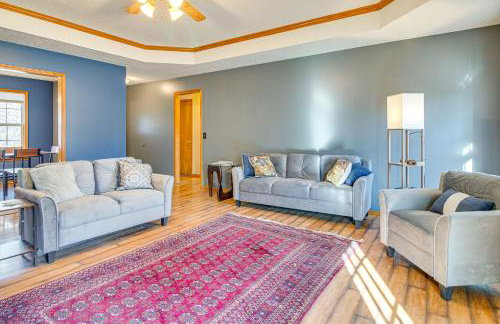 Cozy Retreat with Backyard in Mountain Home! - Foto 5