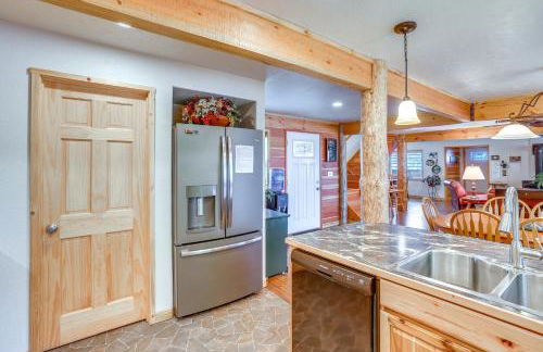 Remote Elk City Escape with Decks and Mtn Views! - Foto 18