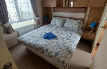 Seaside caravan Hoburne Naish Holiday Park Naish Common 83 - Photo 3