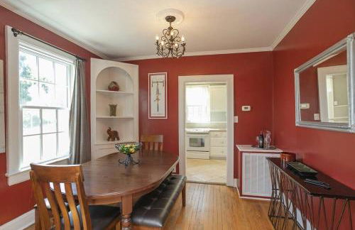 Golf Views, Porch Vibes, 3mi to Broadway! - Foto 24