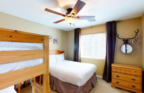 Northshore Lakeview Getaway - Photo 16