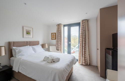 Modern, fully furnished apartment with ensuite, private balcony and elevator in Notting Hill - Foto 20