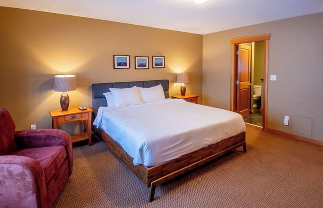 Pinnacle Ridge Chalets by Fernie Lodging - Photo 36