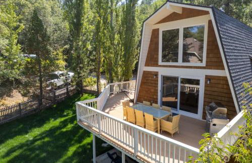 Scout's Lakehouse Retreat by Colby & Conrad - Foto 36