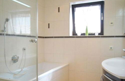 Best in Town - Foto 21