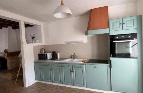 SPACIEUSE MAISON DE VILLE avec garage privé fermé - Foto 6