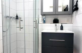 MADISON Homes Apartment 50 qm in Prien mit Balkon, Bergblick, Parkplatz, zentral gelegen - Foto 23