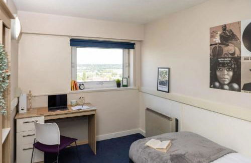 John Lester and Eddie Colman Courts in Salford - Foto 15