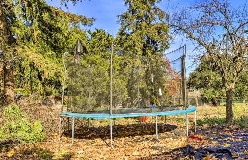 Modern Home in Napa Area with Hot Tub and Game Room! - Foto 35