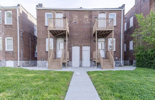 Ann Avenue Charming 3 Bedroom Retreat Near Downtown St Louis - Photo 33