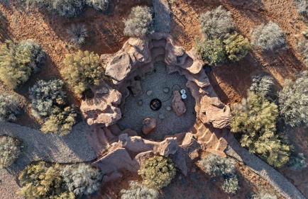 Cave Dwellers- Zions' Only Hand-Sculpted Cave - Foto 12