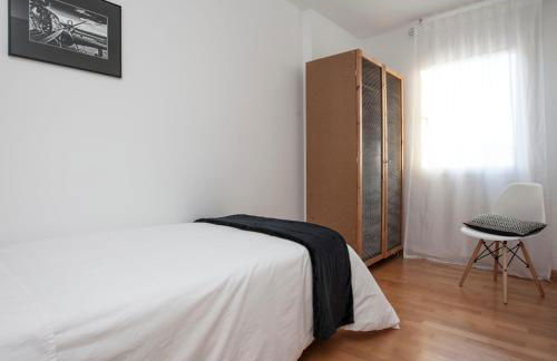 Pis del Mercat -aire acondicionado en todas las habitaciones y salón- - Foto 14