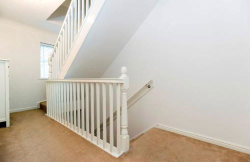 Spacious 3-Bed Home – Family Contractor Friendly - Foto 17