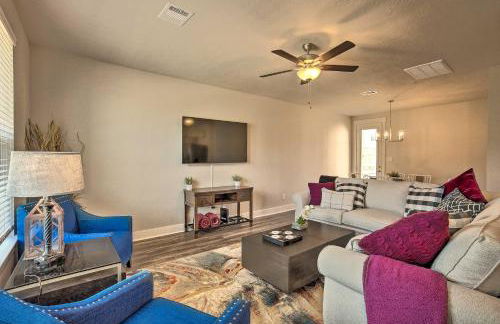 College Station Townhome with Furnished Patio! - Foto 1