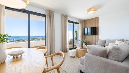 Luxury Penthouse Duplex ONE80 by AORA STAY - Photo 3