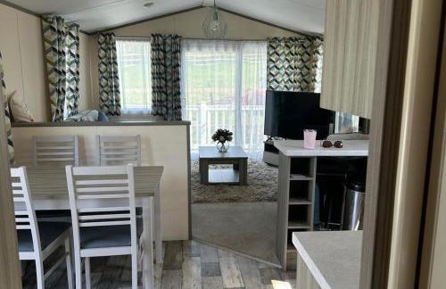 Caravan in Holcot - Sleeps 6 - Pet Friendly - Foto 43