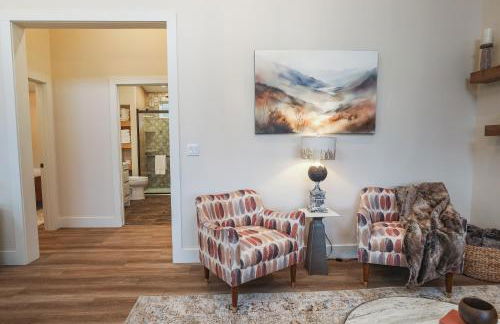 Valley View Resort Cabin #5, 2-Bed, Modern-Luxury with Hot Tub in Canaan Valley, WV - Photo 6