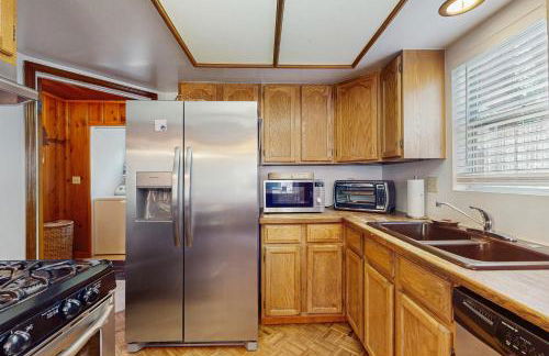 Casual and Cute Cabin Near the Lake - Foto 12