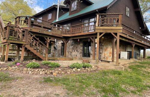 Buffalo River Lodge (Yellville)- Lower Level - Foto 1