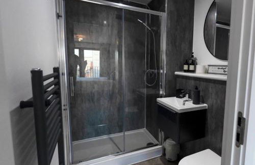 Stylish Luxury Penthouse in Liverpool City Centre - Free Private Parking and Only 2km from Everton Stadium! - Foto 36