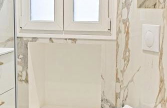 Spacious and Bright Apartment - Foto 32