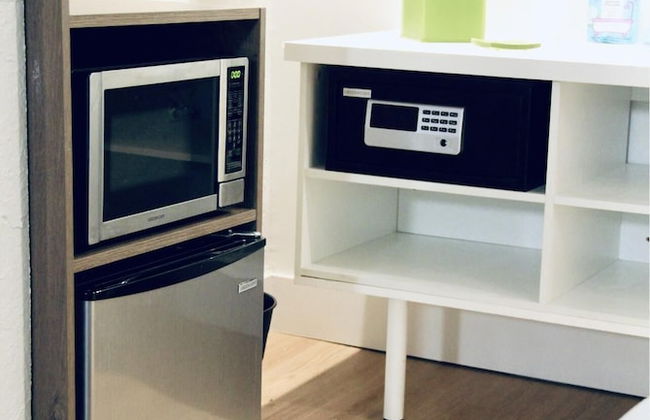 1/1 Condo-hotel With Double bed and Community Pool Miles From Disney! - Foto 4