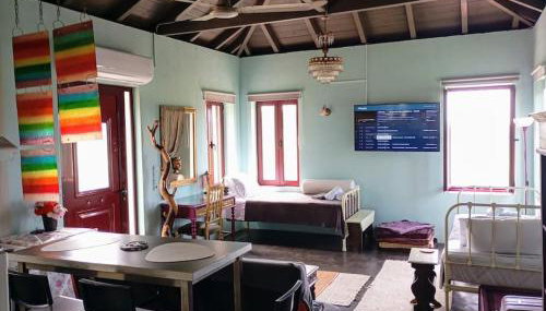 Mojo Art House - Foto 1