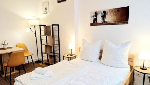 CityStay Karl-Marx-Str I Cozy Apartments with Terrace - Foto 4