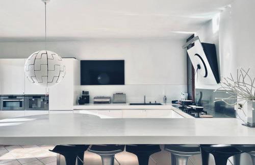 Wow House - Ampia Villa con Piscina e sala giochi - Foto 3