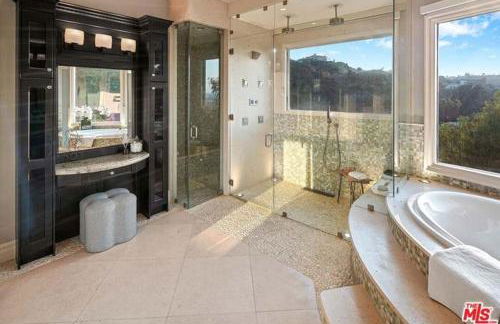 Mansion in the hills near Universal Studios! - Foto 50