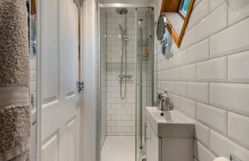 The Loft House - Photo 9