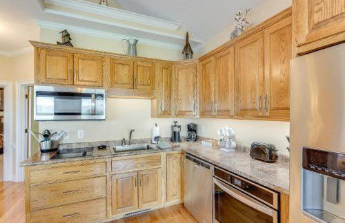 Lake-View Condo with Covered Deck in Hiawassee! - Foto 11