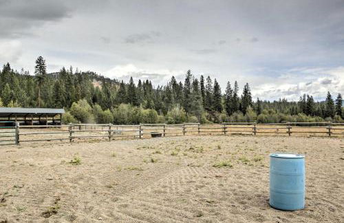 Rural Kettle Falls Bunkhouse with Airstrip and Trails! - Foto 22