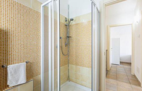 2 Bedroom Amazing Home In Orentano - Foto 31