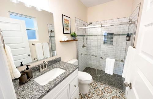 The Prairie Suite Newly Built Upscale Central - Photo 9