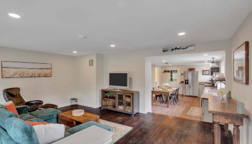 Charming Family Saratoga Home Walk to Track & Downtown - Foto 4