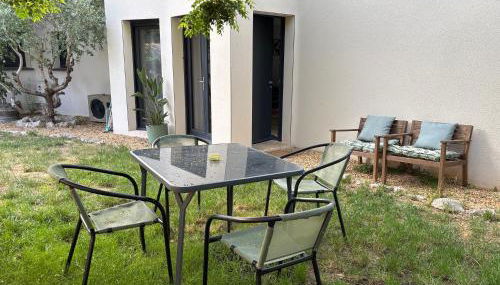 Les Loges Florales - Logements à proximité de la rivière Réals - Foto 3, Garden