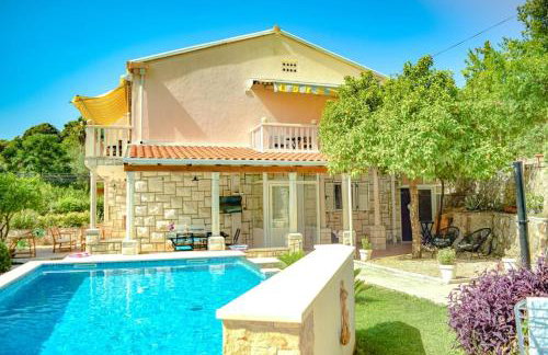 Villa Nada - Photo 3