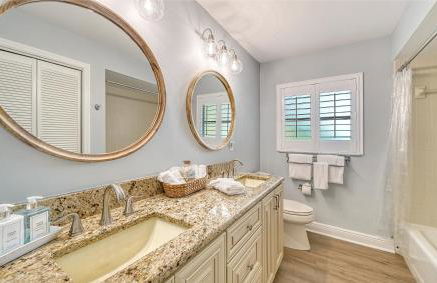 Casa Del Mar - Pet Friendly House on Siesta Key w/ Outdoor Patio & Private Screened-In Heated Pool! - Foto 38