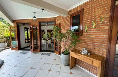 Casa de Alto Padrão em Guaecá 300m da praia - Foto 6