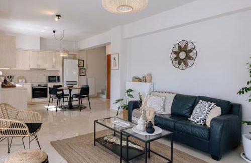 La Hacienda cozy home - Photo 5