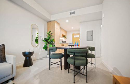 Stylish Apt with Rooftop Pool in Downtown Miami - Foto 2