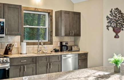 Lakeview Sunset Heaven by Avantstay Waterfront Home Hot Tub, Game Room + Discounted Ski Tickets - Foto 34