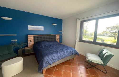 Les Hauts de Locmiquel apartment with private heated pool - Photo 6